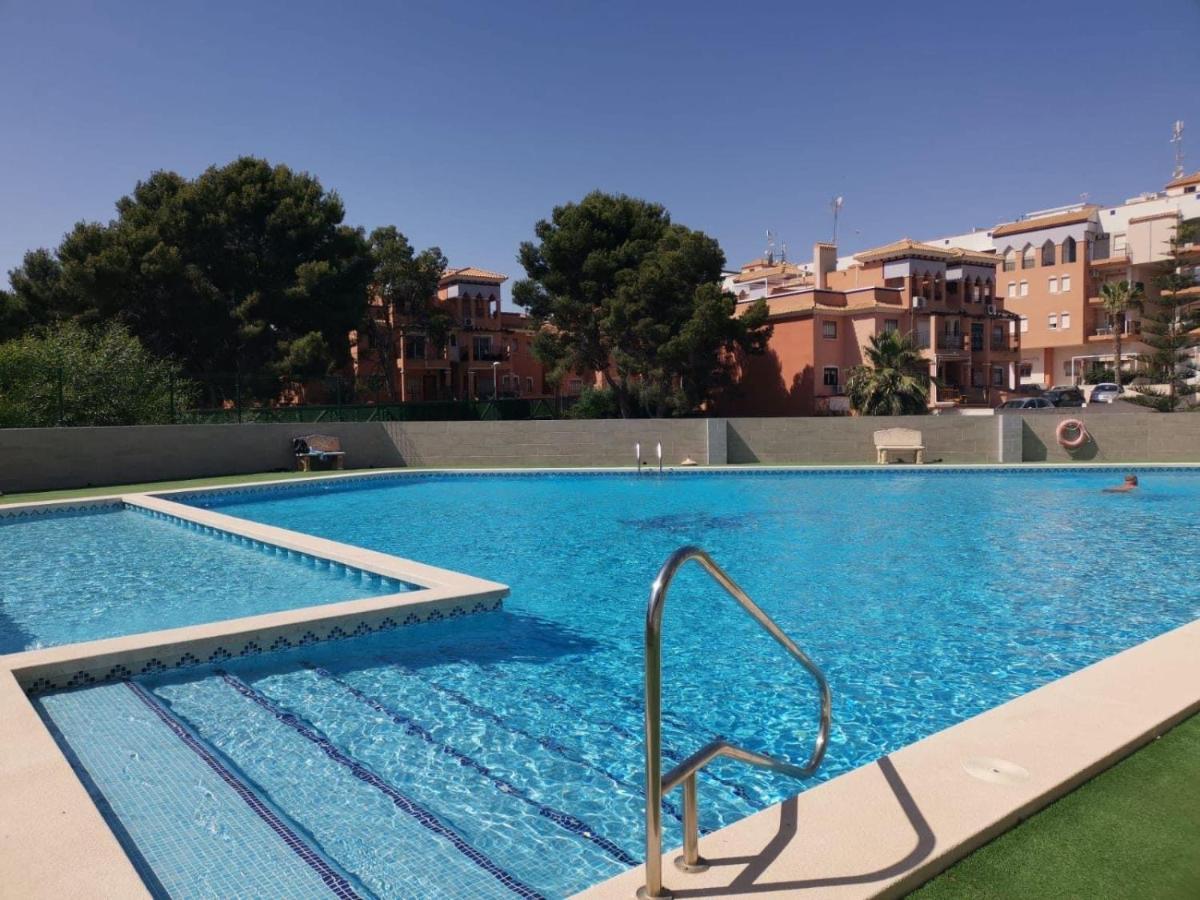 Lovely Apartment In Playa Flamenca Orihuela Esterno foto